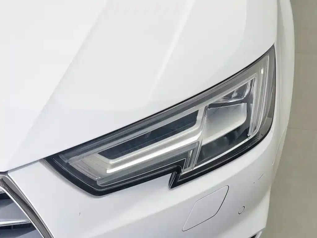 Audi A4L 2018 30th Anniversary Edition 40 TFSI Fashion Model — миниатюра 7