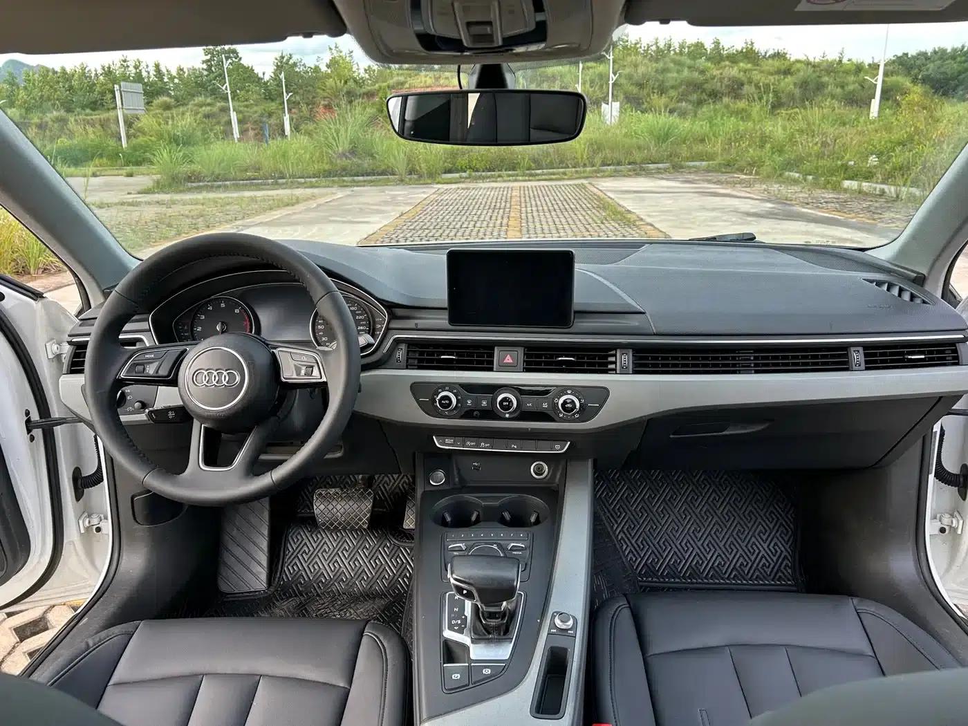 Audi A4L 2018 30th Anniversary Edition 40 TFSI Progressive — миниатюра 11