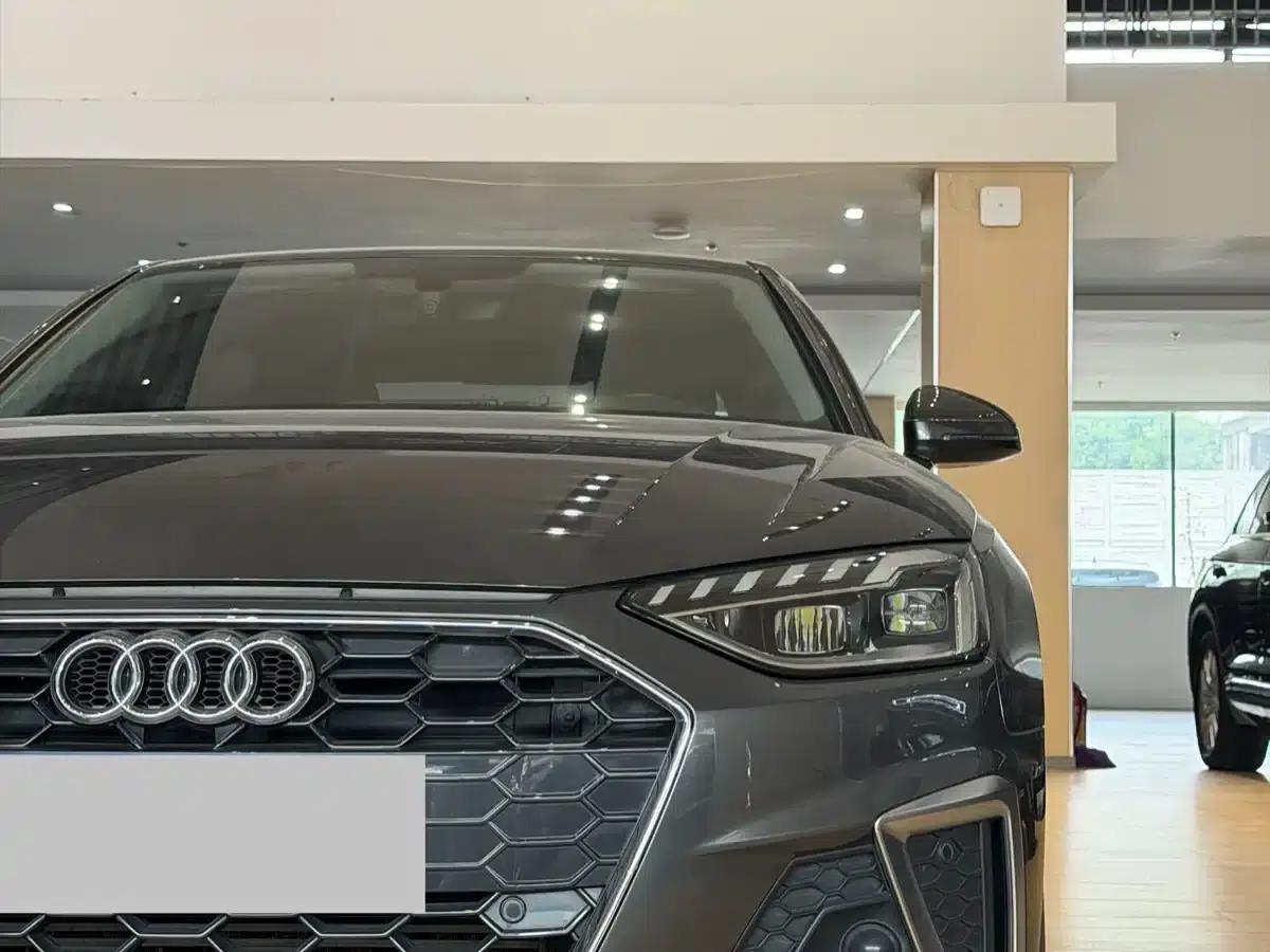 Audi A4L 2020 40 TFSI Fashion Dynamic Edition — миниатюра 3