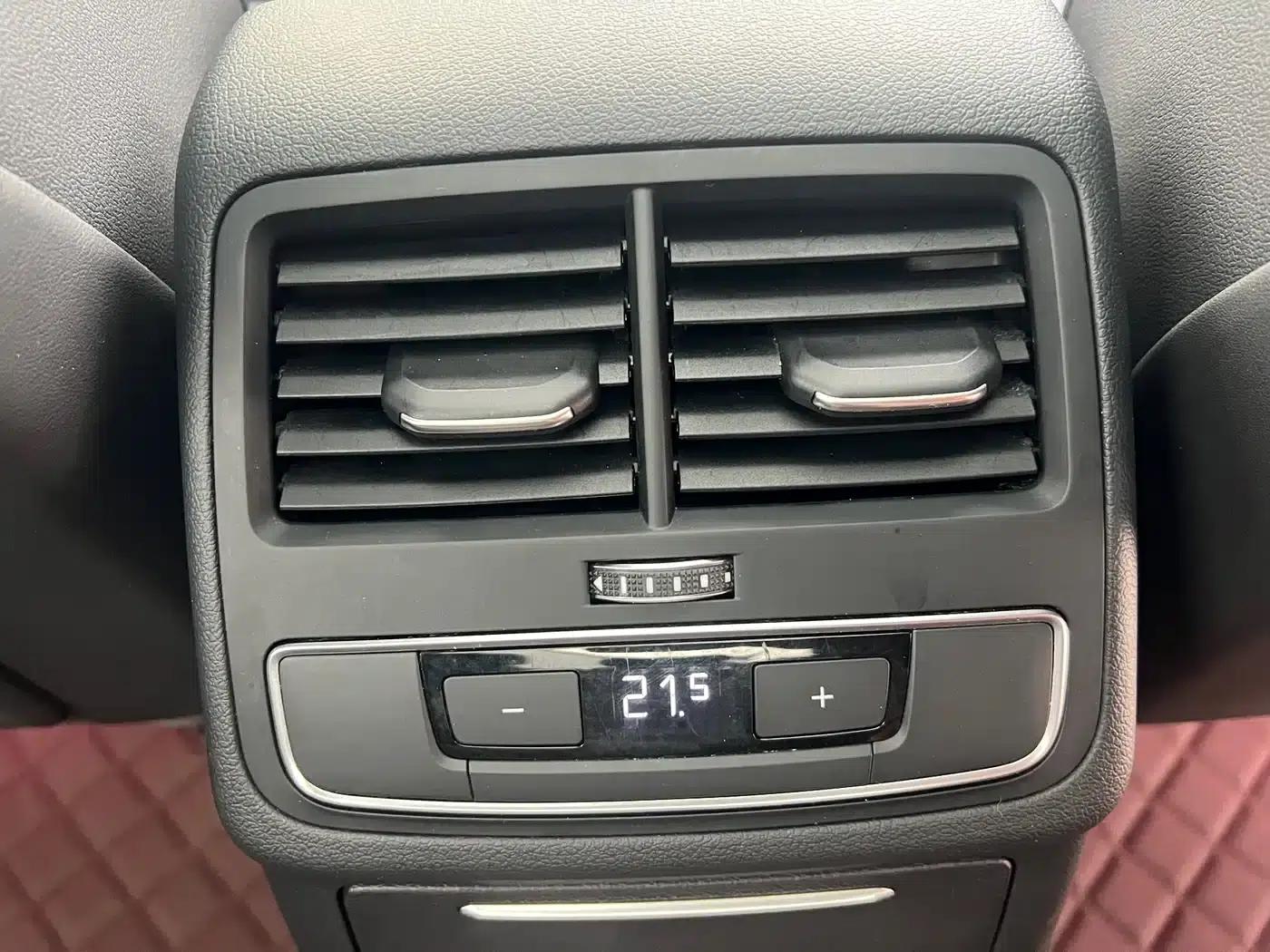 Audi A4L 2020 40 TFSI Luxury Dynamic — миниатюра 17
