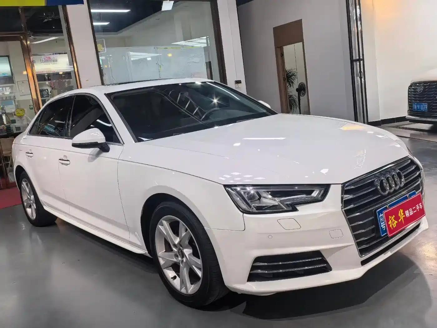 Audi A4L 2018 30th Anniversary Edition 40 TFSI Progressive — миниатюра 3