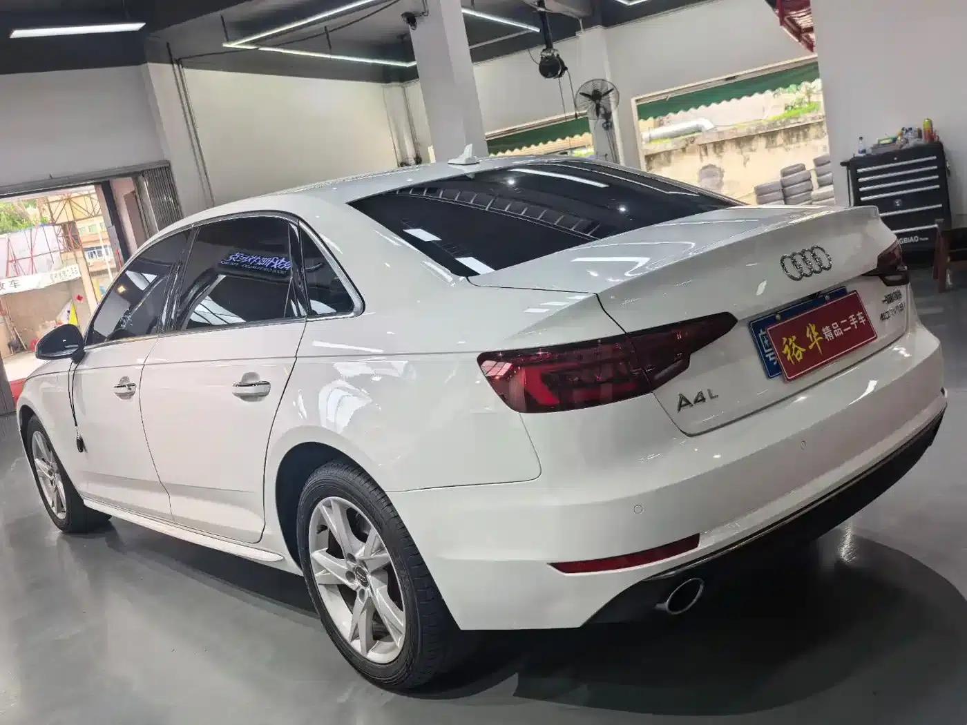 Audi A4L 2018 30th Anniversary Edition 40 TFSI Progressive — миниатюра 9