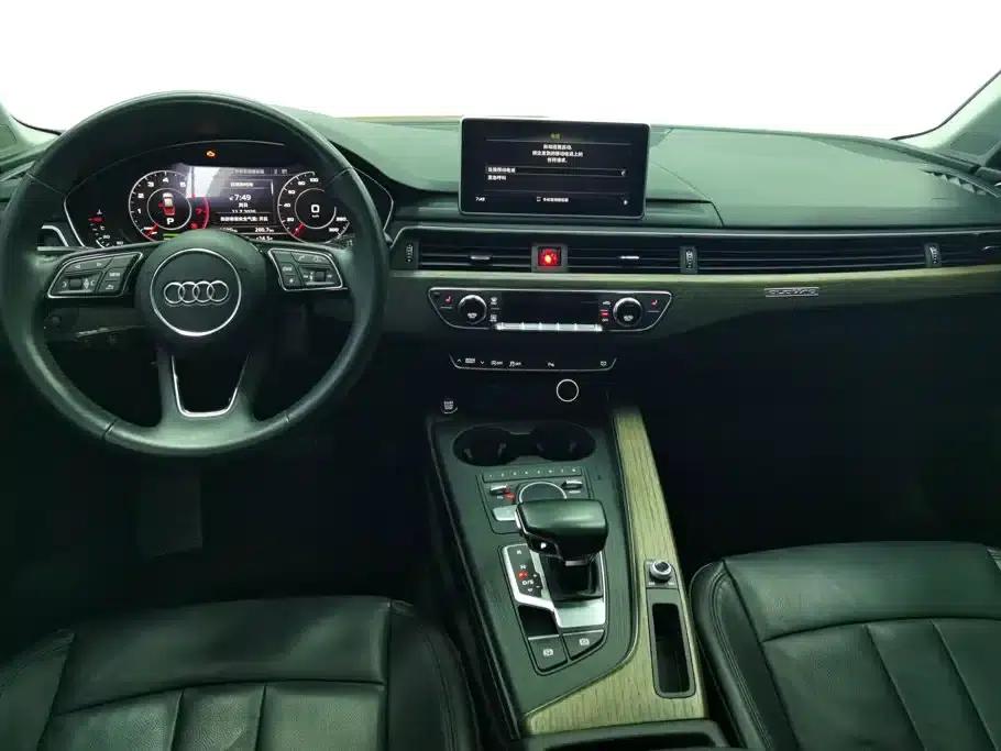 Audi A4L 2018 30th Anniversary Edition 40 TFSI Fashion Model — миниатюра 12