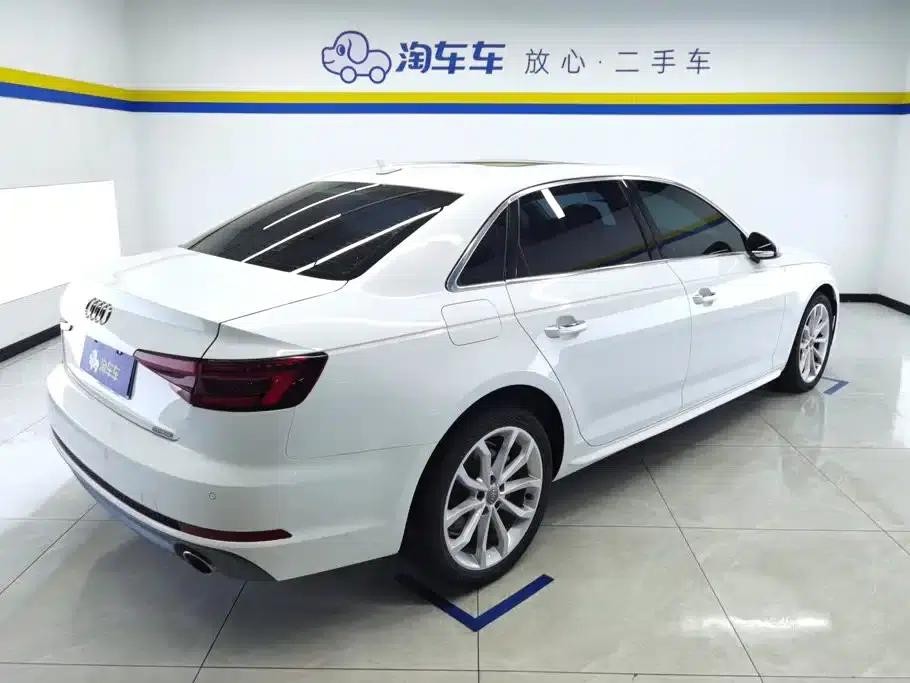 Audi A4L 2018 30th Anniversary Edition 40 TFSI Fashion Model — миниатюра 3