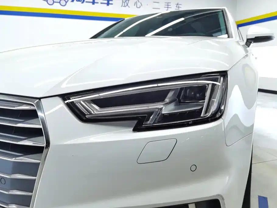 Audi A4L 2018 30th Anniversary Edition 40 TFSI Fashion Model — миниатюра 5