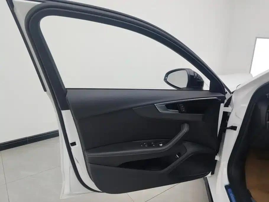 Audi A4L 2023 40 TFSI Luxury Dynamic — миниатюра 7