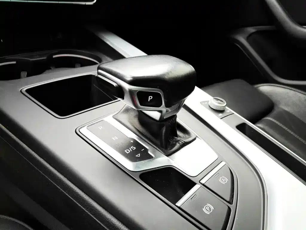 Audi A4L 2020 40 TFSI Luxury Dynamic — миниатюра 11