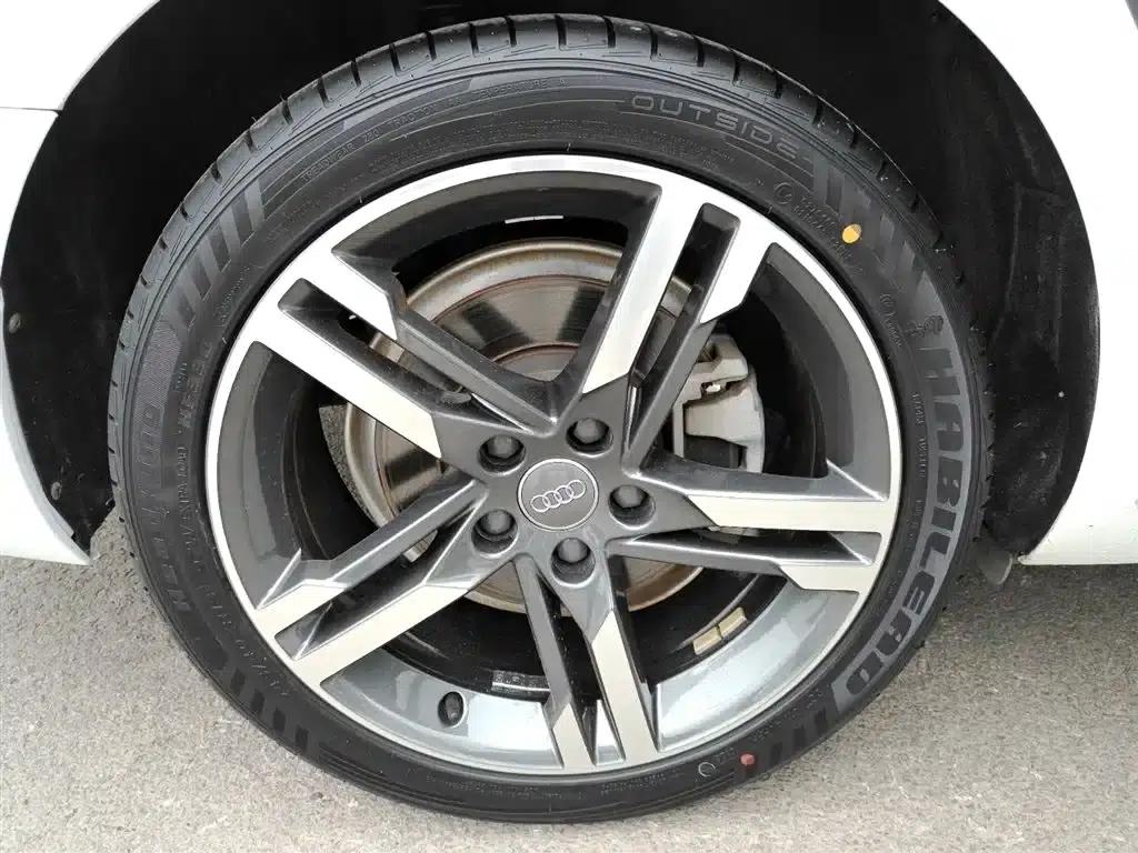 Audi A4L 2020 40 TFSI Luxury Dynamic — миниатюра 18
