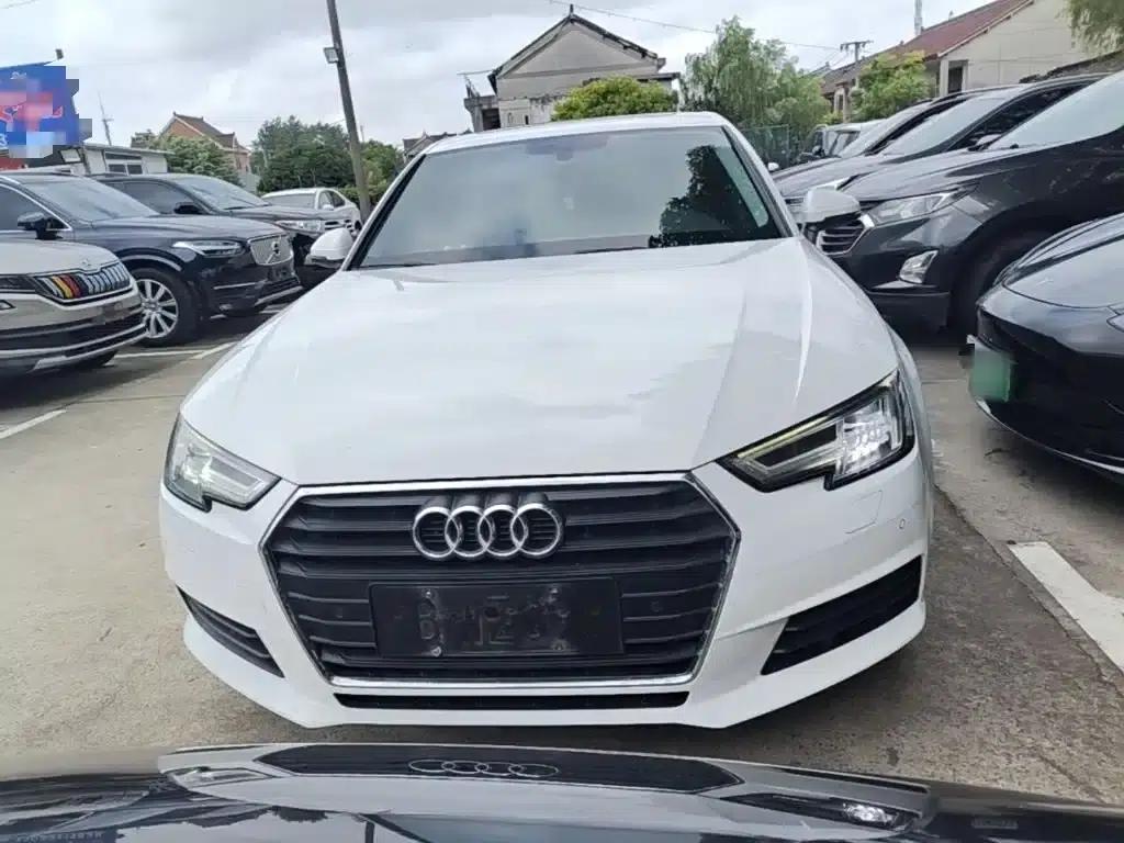 Audi A4L 2017 40 TFSI Fashion Edition — миниатюра 3