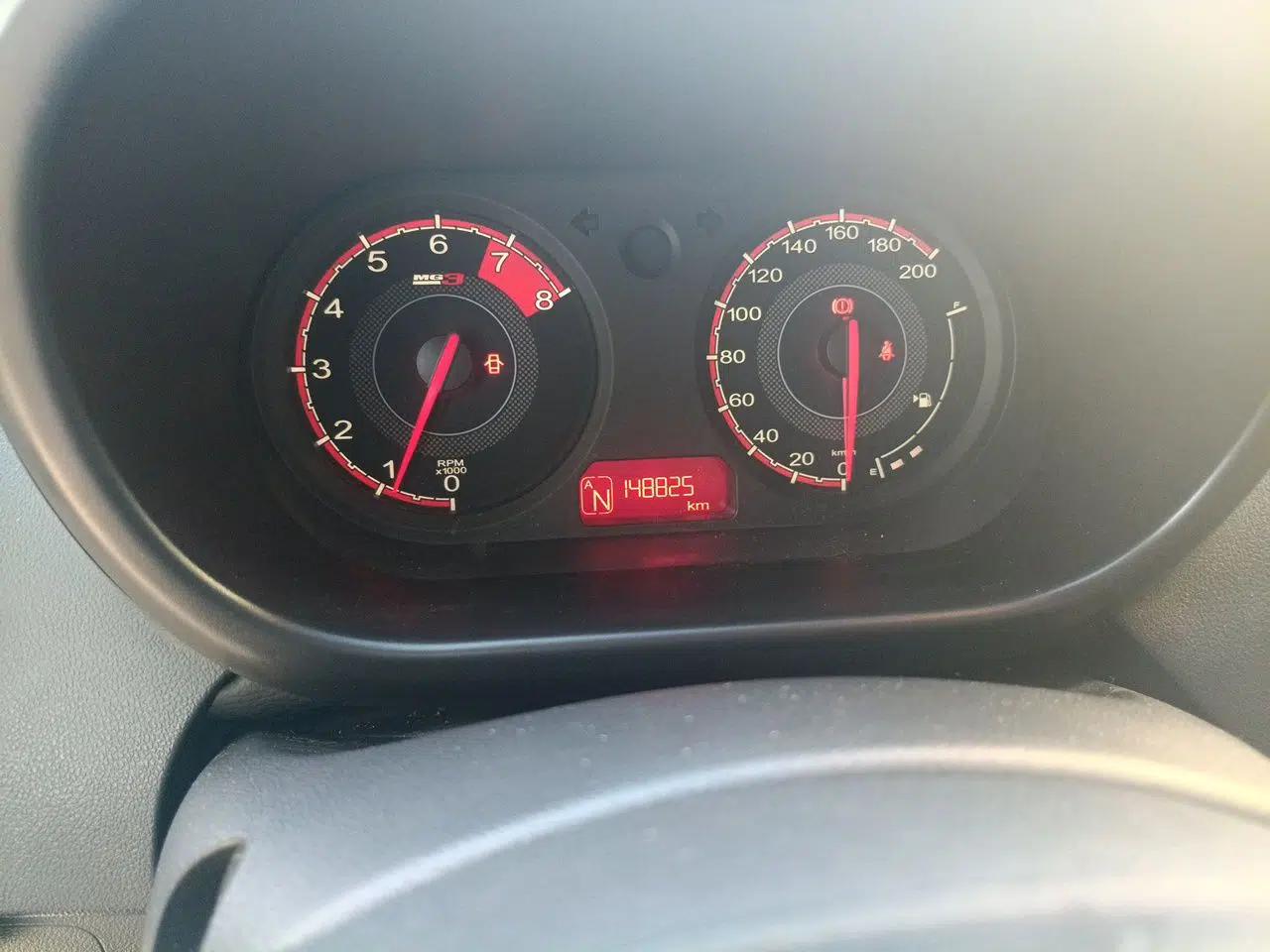 MG 3 2014 1.3L AMT Comfort Edition — миниатюра 12