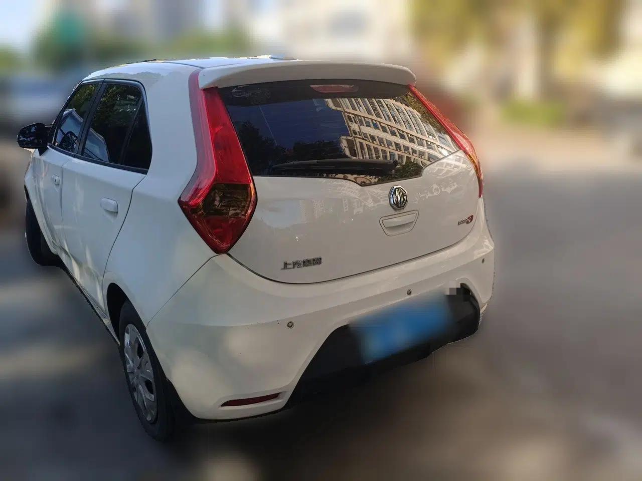 MG 3 2014 1.3L AMT Comfort Edition — миниатюра 4
