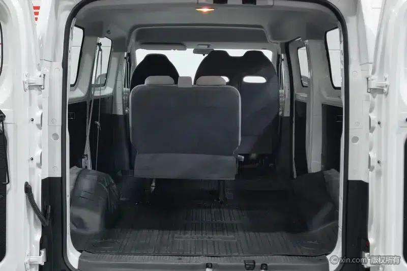 Dana V1 2025 Model, V1 Short Wheelbase Low Roof Multi-functional Version 42kWh — миниатюра 24