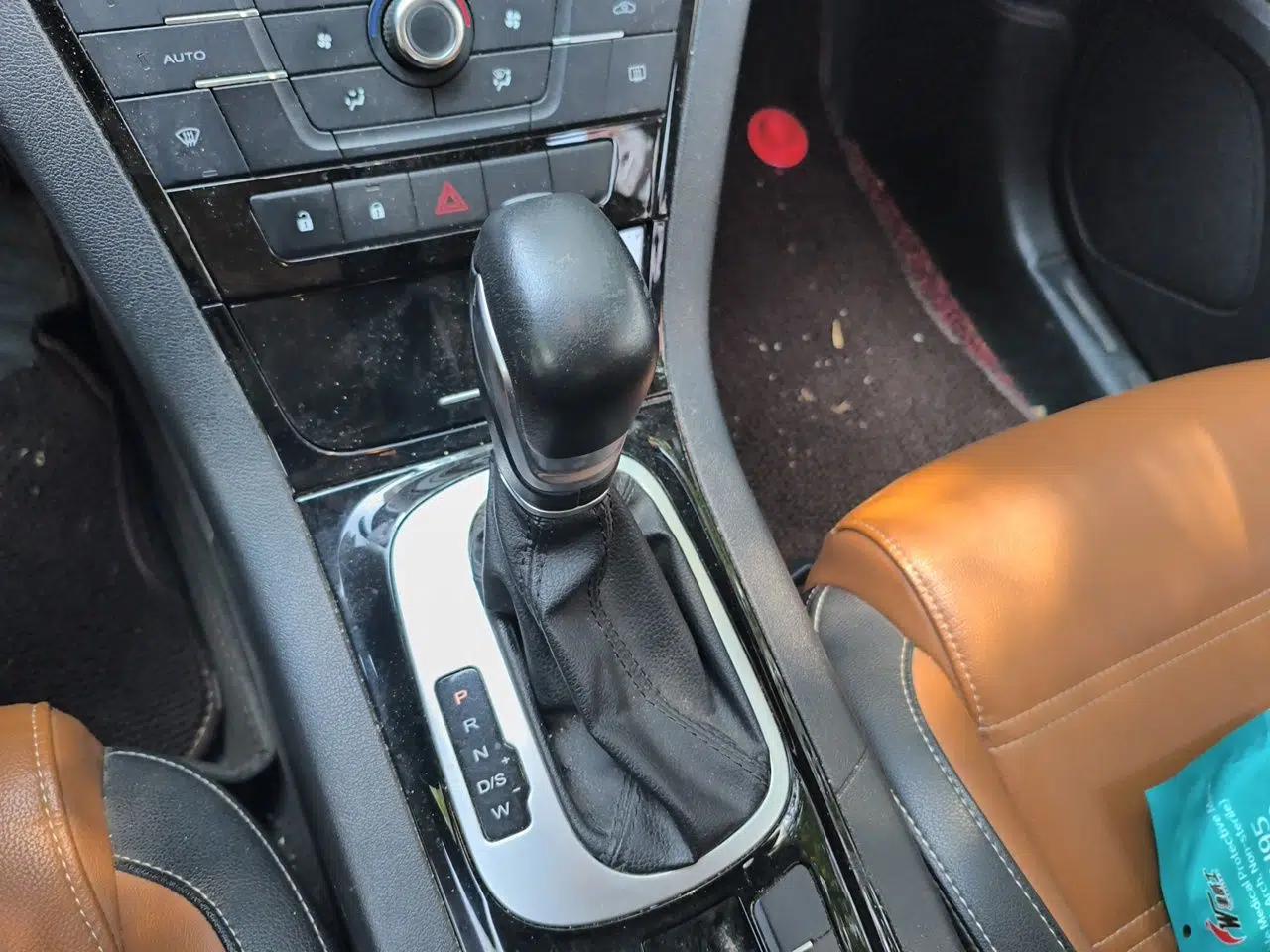 MG GS 2016 2.0TGI TST Luxury Edition — миниатюра 14