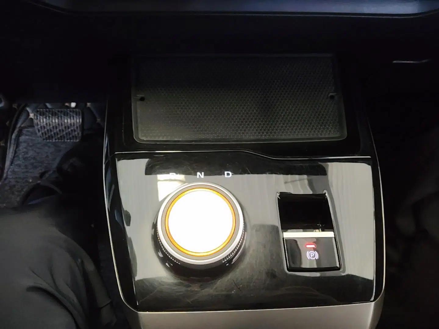 MG 4 EV 2023 425km Executive Version — миниатюра 16