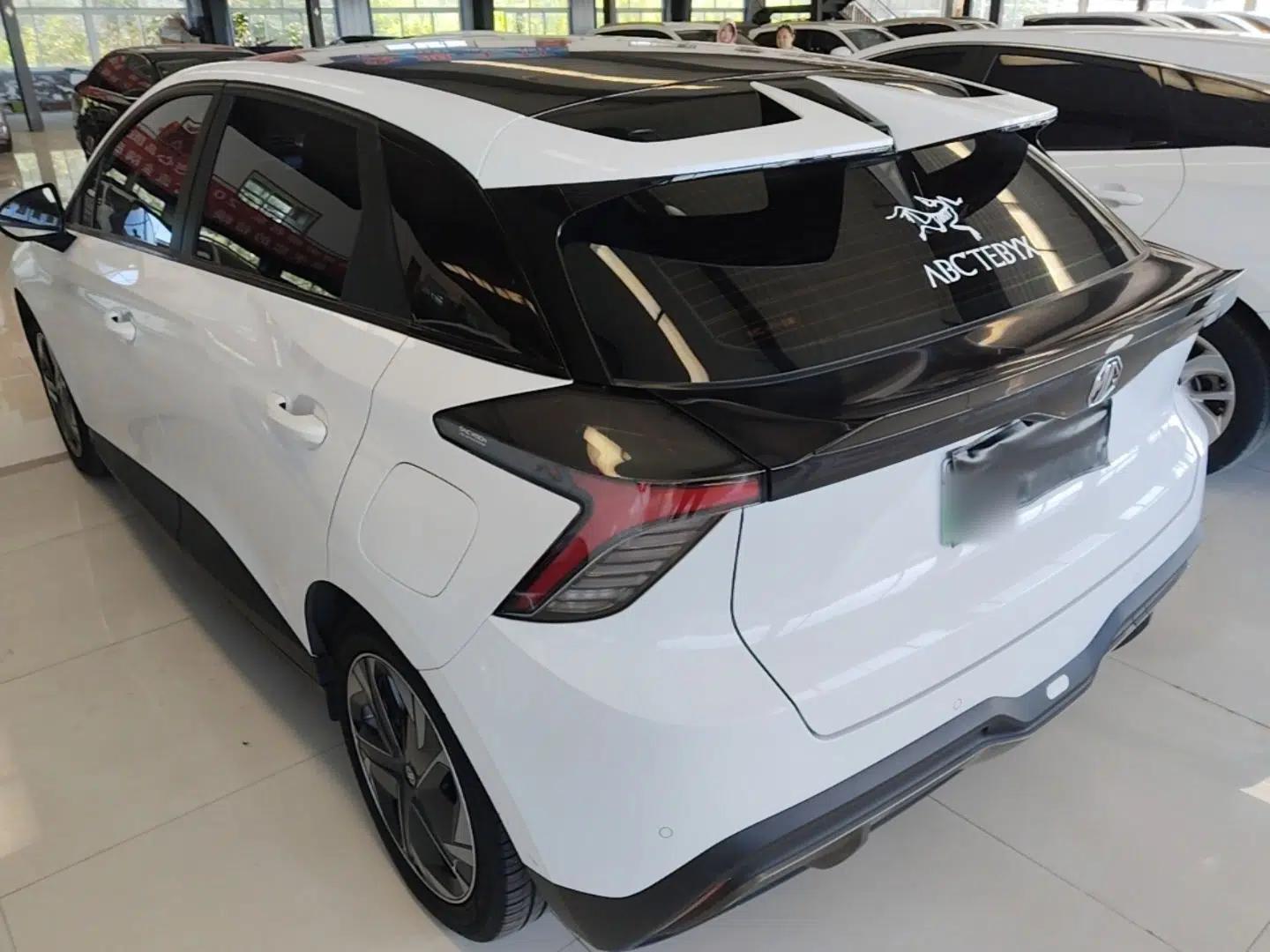MG 4 EV 2023 425km Executive Version — миниатюра 4