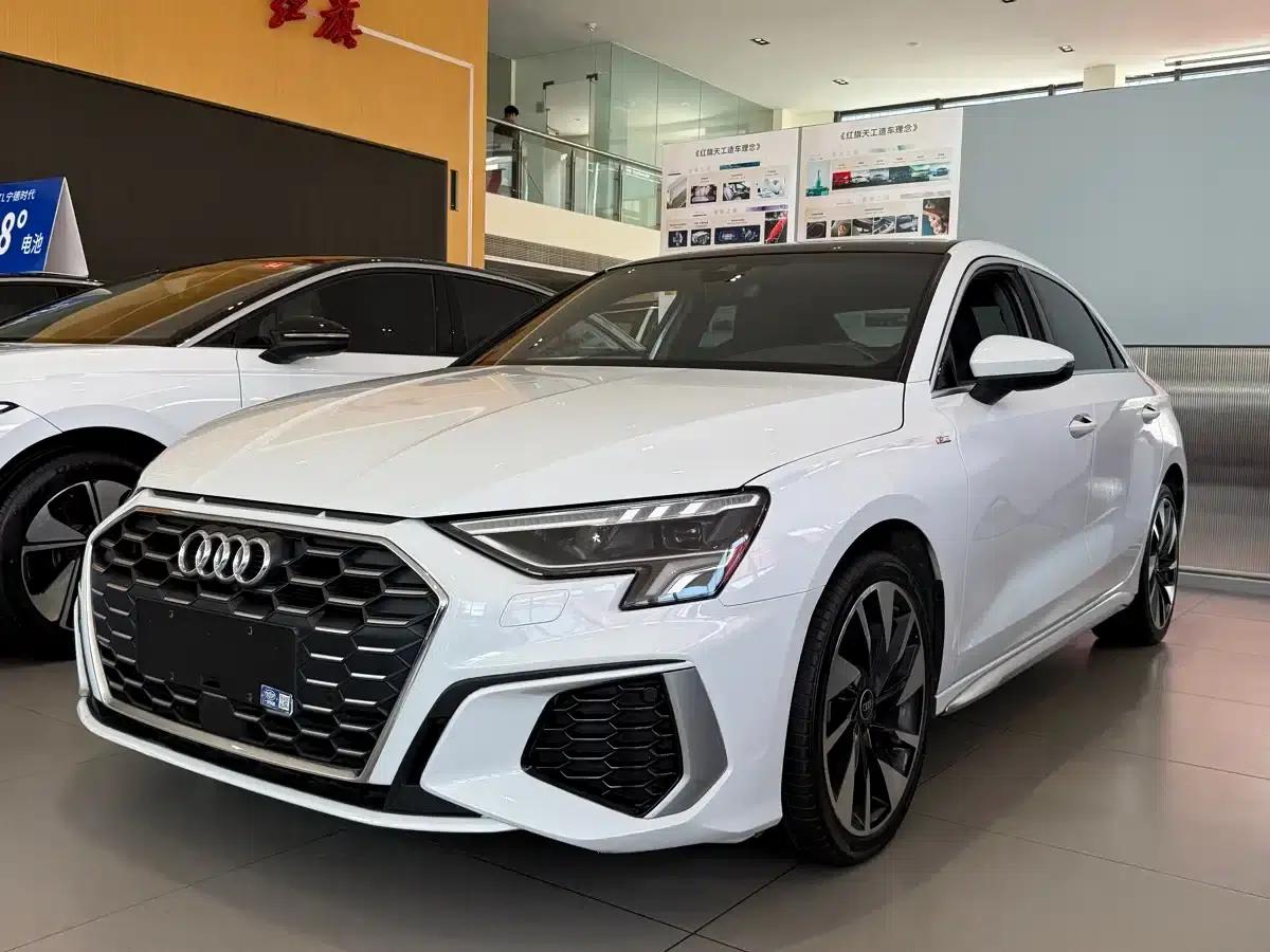 2024 Audi A3 A3L Limousine 35 TFSI Fashion Sport — миниатюра 1