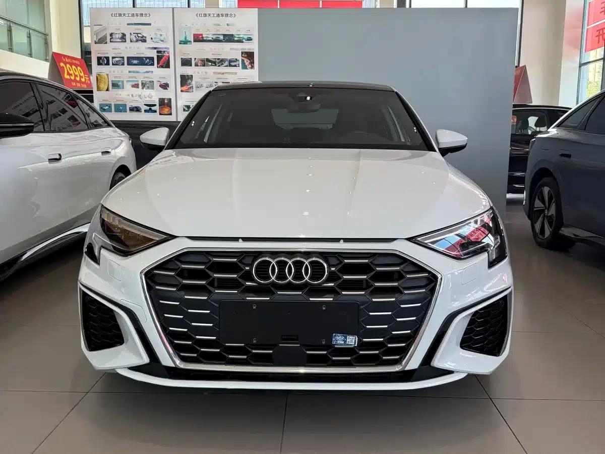 2024 Audi A3 A3L Limousine 35 TFSI Fashion Sport — миниатюра 2