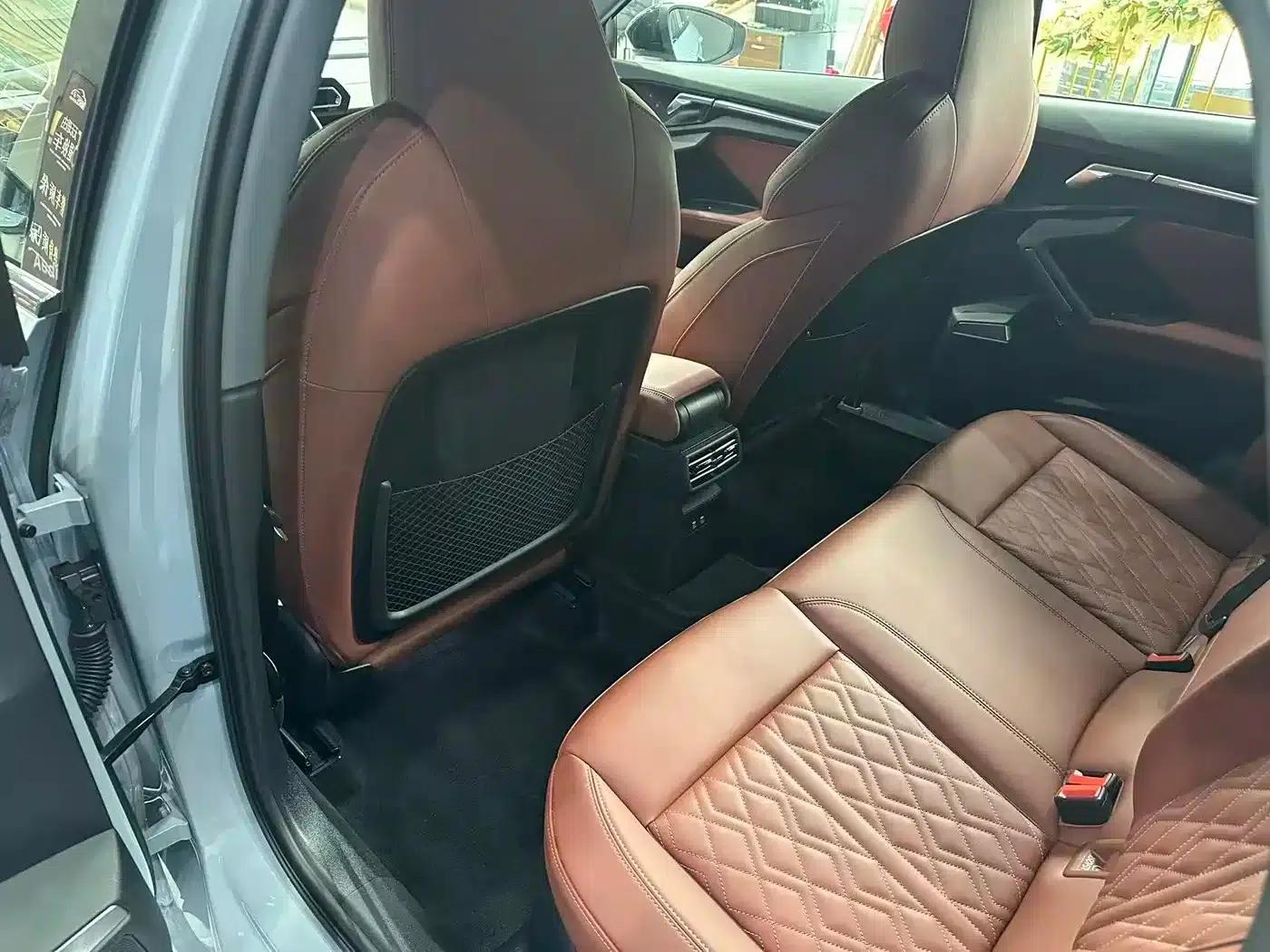 Audi A3 2025 Sportback 35TFSI Flying Spur Luxury Edition — миниатюра 11