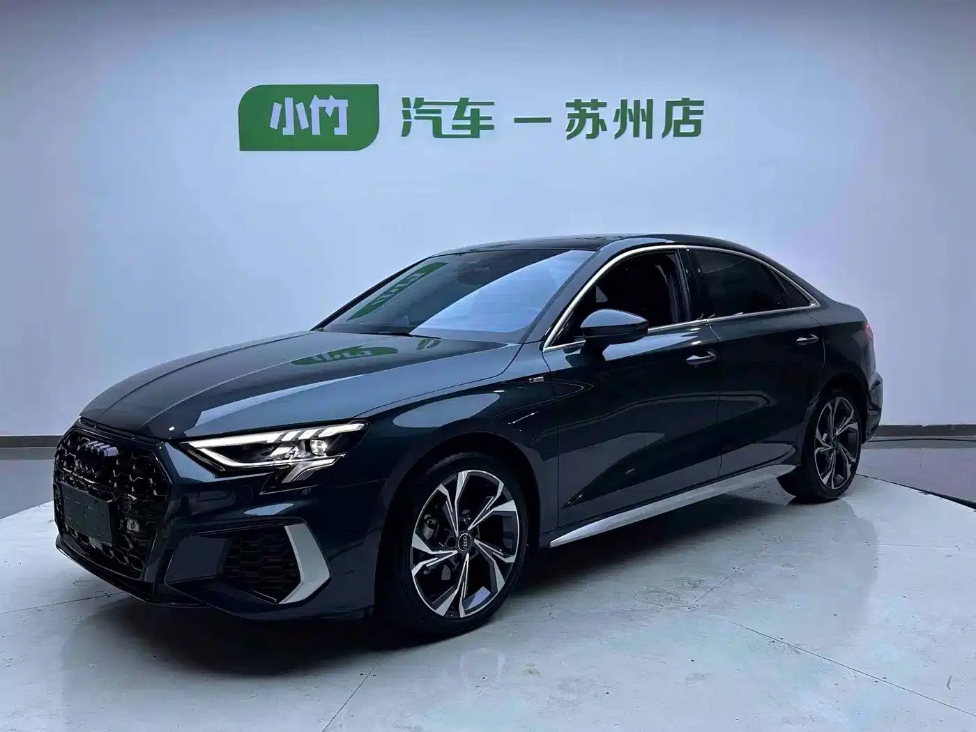 2022 Audi A3 A3L Limousine 35 TFSI Luxury Sport — миниатюра 1