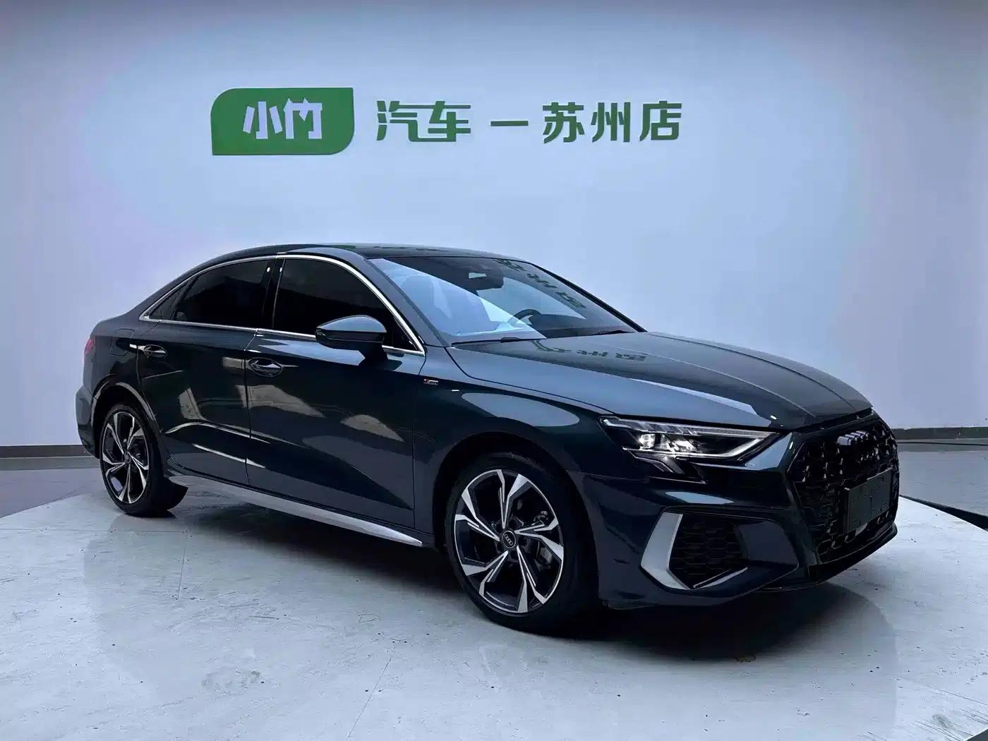 2022 Audi A3 A3L Limousine 35 TFSI Luxury Sport — миниатюра 3