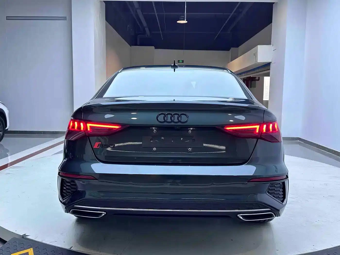 2022 Audi A3 A3L Limousine 35 TFSI Luxury Sport — миниатюра 4