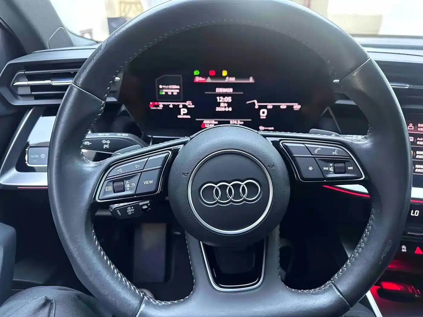 Audi A3 2021 Sportback 35 TFSI Luxury Sport — миниатюра 17