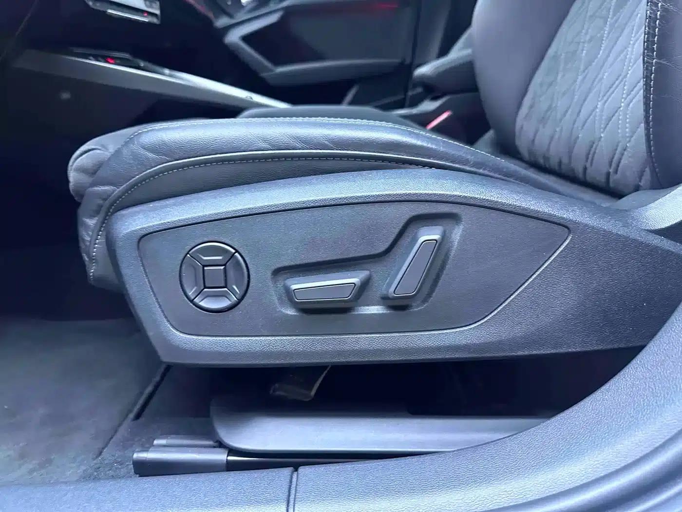 Audi A3 2021 Sportback 35 TFSI Luxury Sport — миниатюра 19