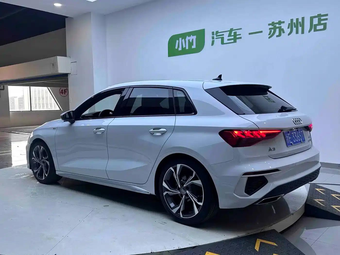Audi A3 2021 Sportback 35 TFSI Luxury Sport — миниатюра 4