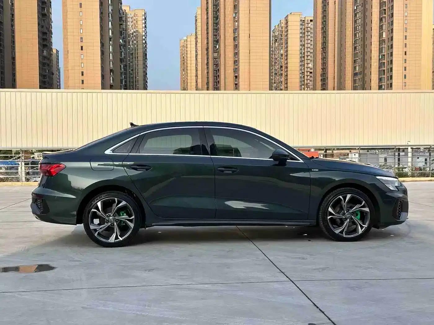 2022 Audi A3 A3L Limousine 35 TFSI Luxury Sport — миниатюра 8