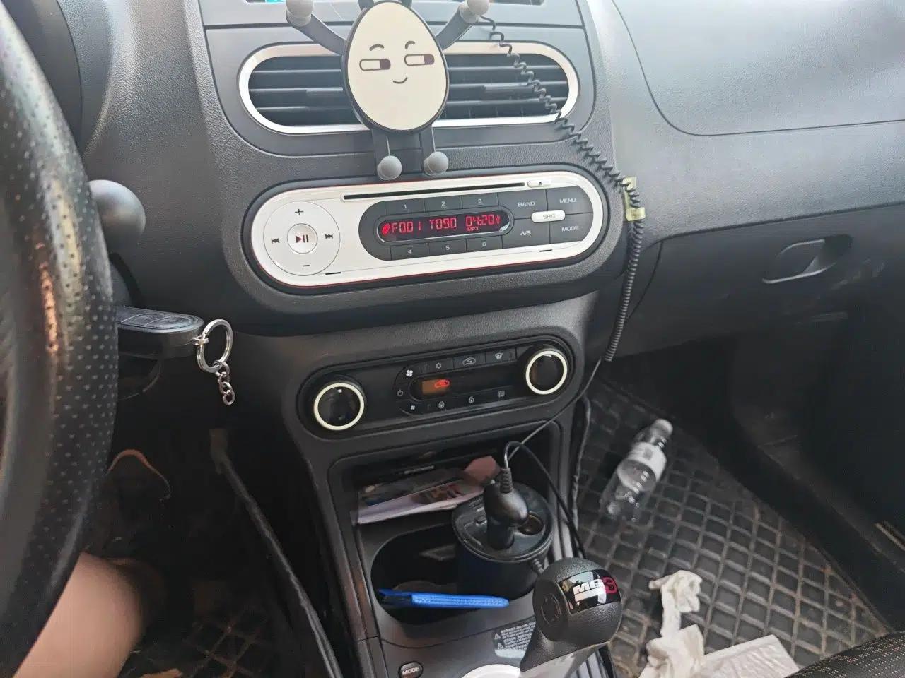 MG 3SW 2015 1.5L AMT Elite Model — миниатюра 13