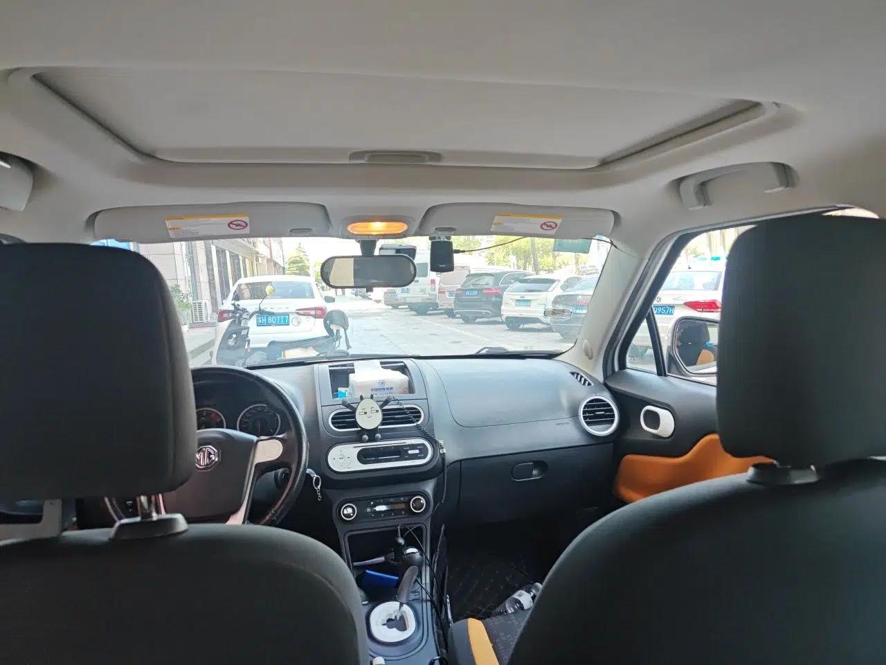 MG 3SW 2015 1.5L AMT Elite Model — миниатюра 18