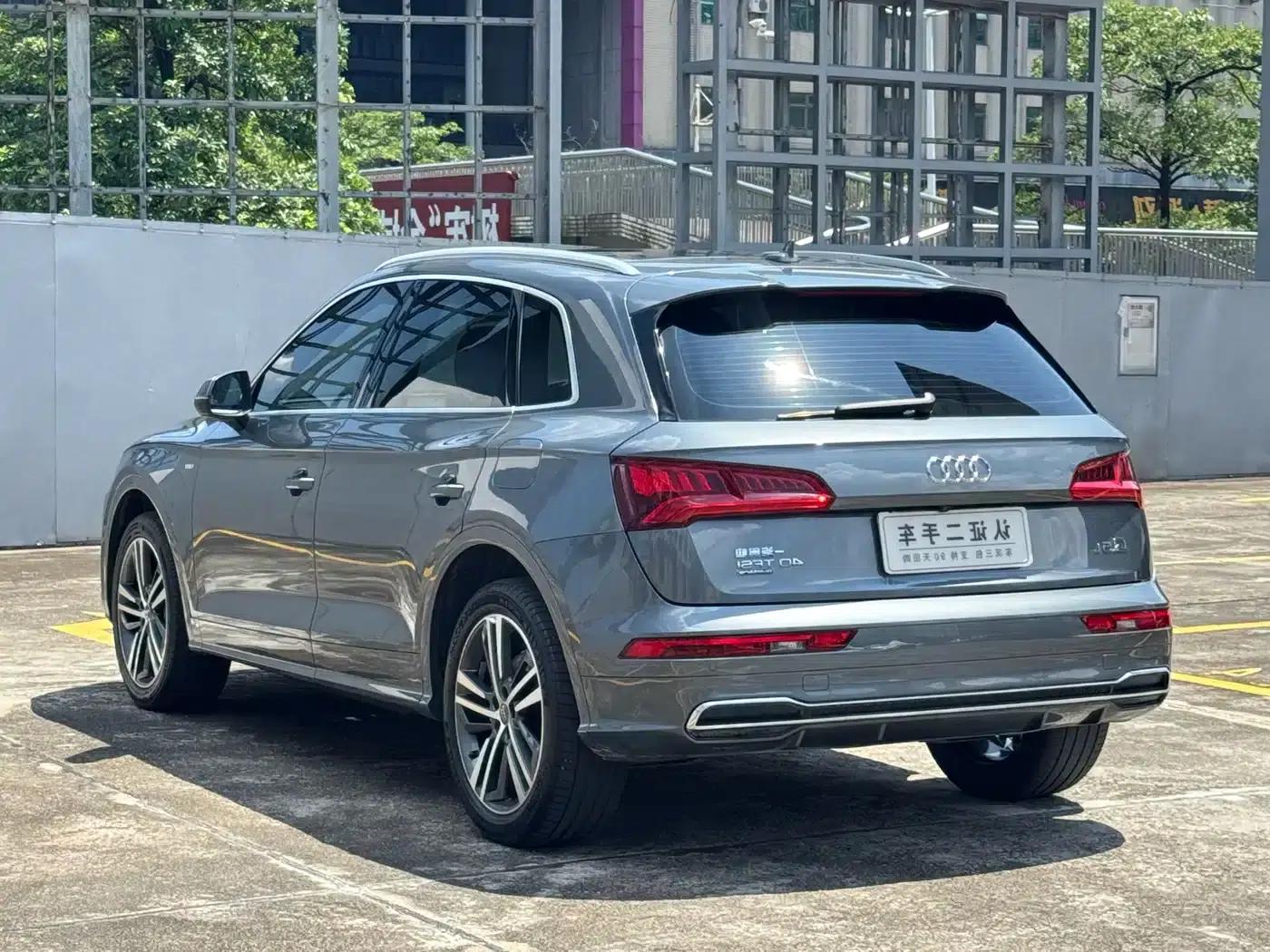 Audi Q5L 2020 40 TFSI Luxury Fashion Edition — миниатюра 11