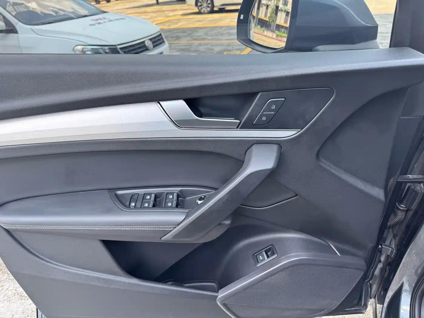 Audi Q5L 2020 40 TFSI Luxury Fashion Edition — миниатюра 21