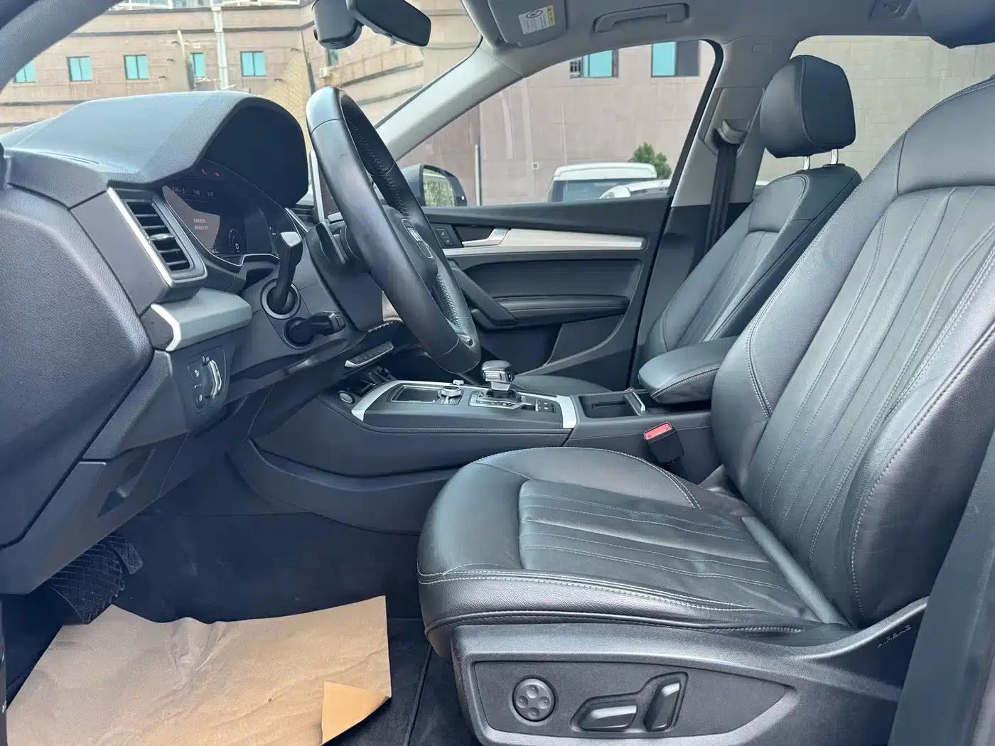Audi Q5L 2020 40 TFSI Luxury Fashion Edition — миниатюра 4