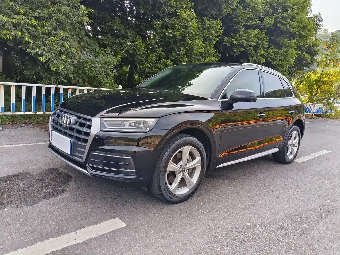 Audi Q5L 2020 40 TFSI Luxury Progressive Edition — миниатюра 1