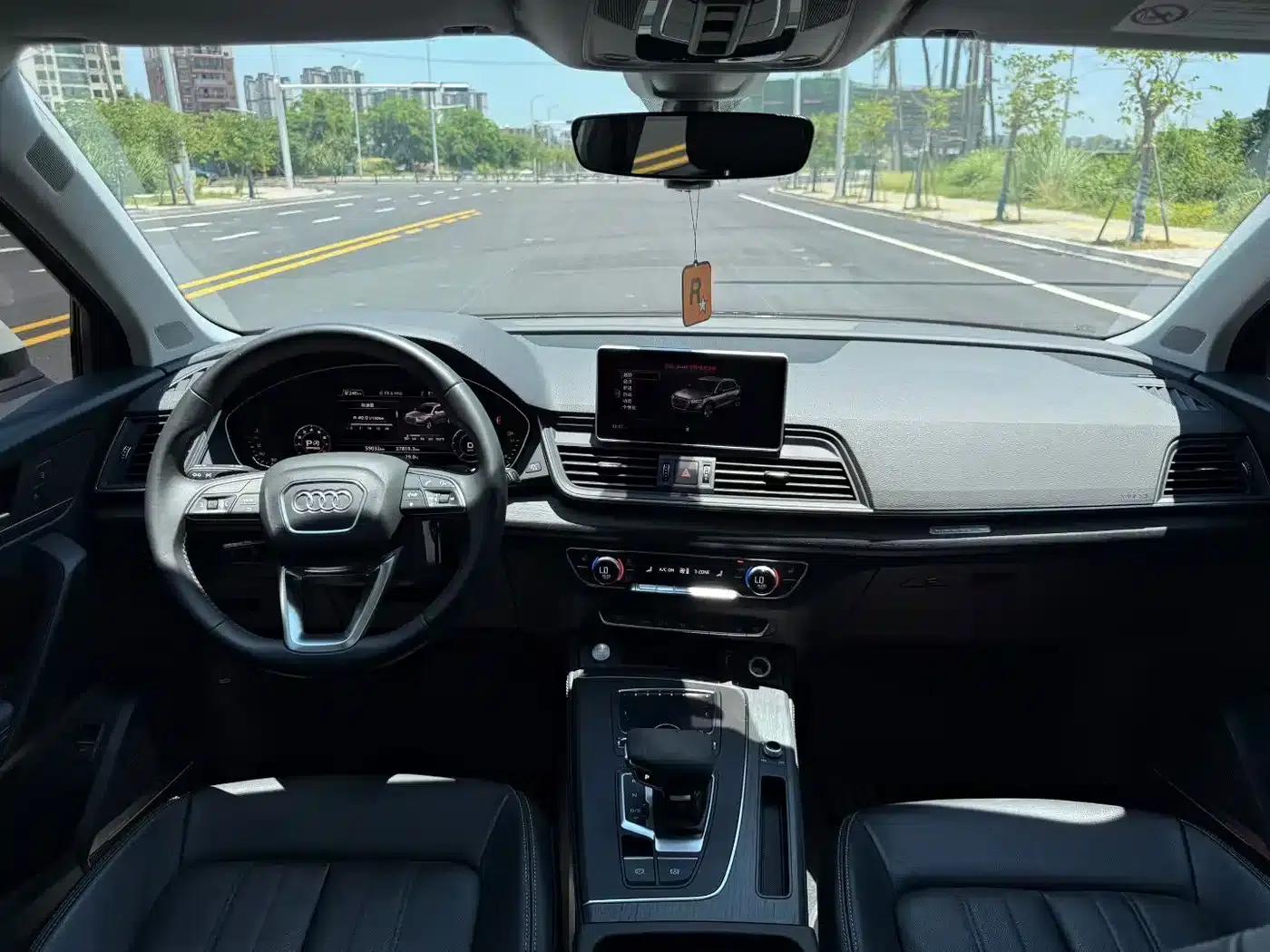 Audi Q5L 2020 45 TFSI Premium Elegance Edition — миниатюра 8