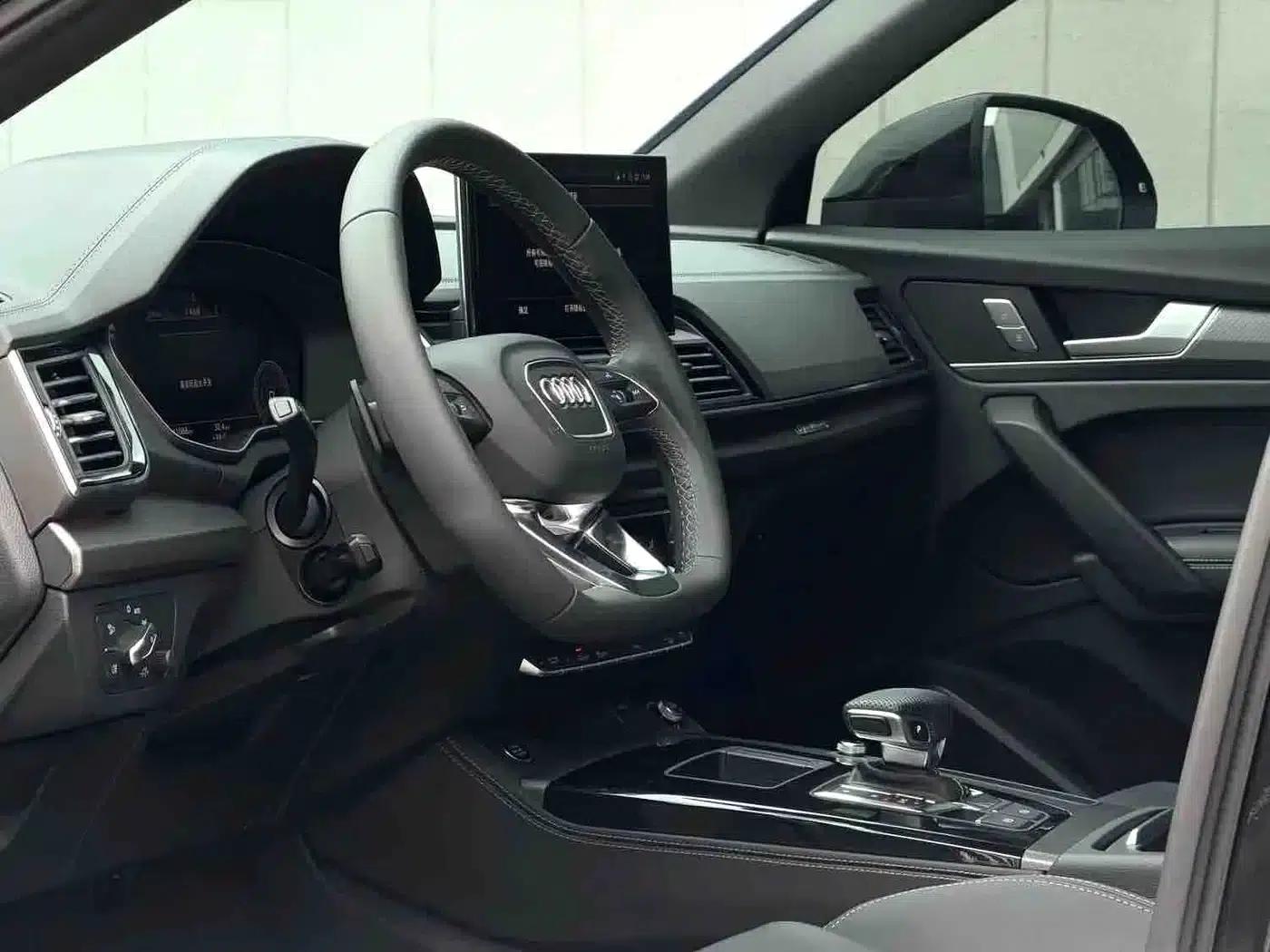 Audi Q5L 2024 40 TFSI Luxury Dynamic — миниатюра 4