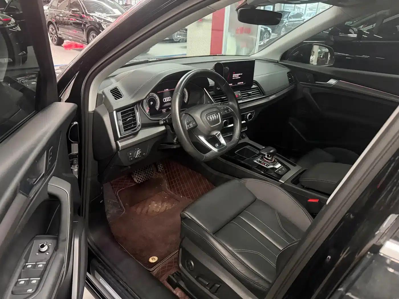 Audi Q5L 2022 40T Luxury Dynamic — миниатюра 3