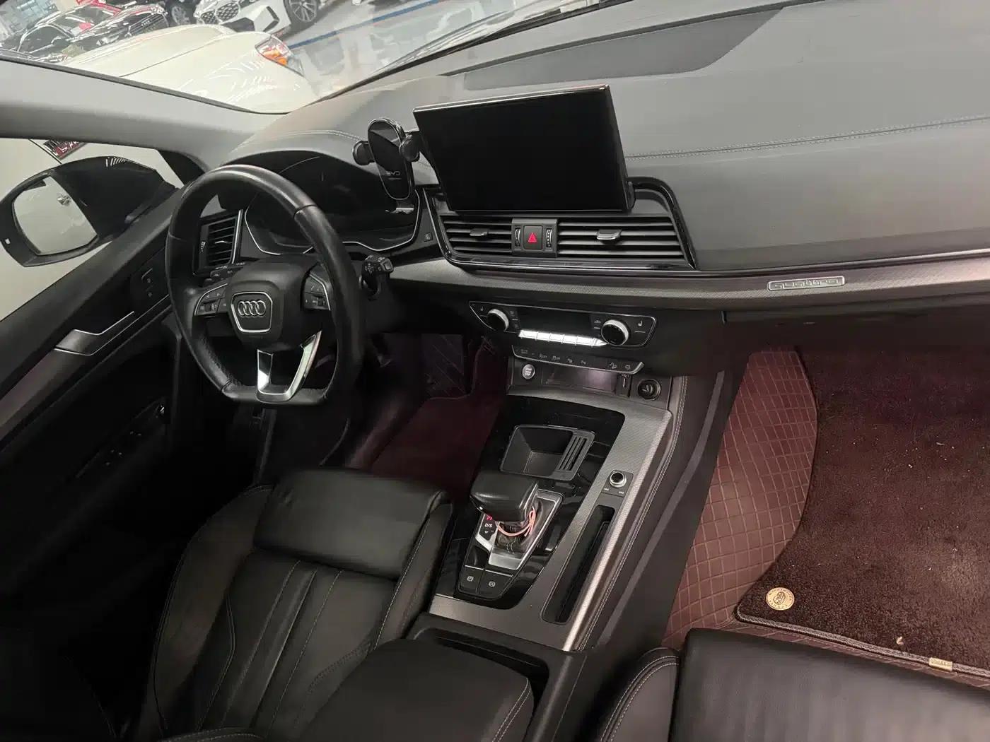 Audi Q5L 2022 40T Luxury Dynamic — миниатюра 10