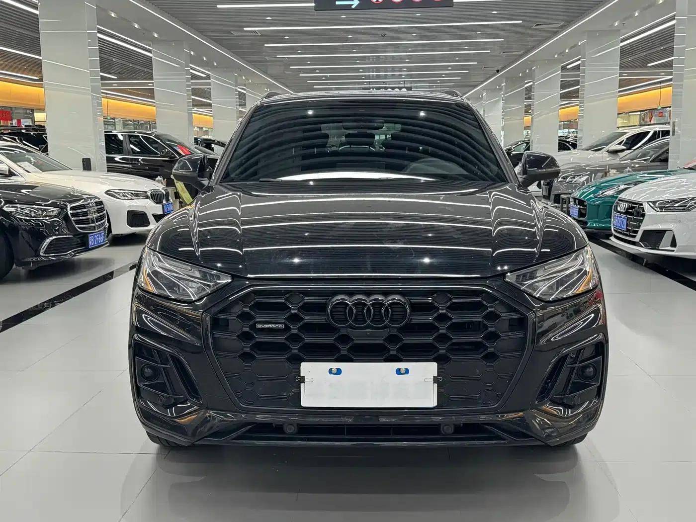 Audi Q5L 2024 45 TFSI Luxury Dynamic — миниатюра 2