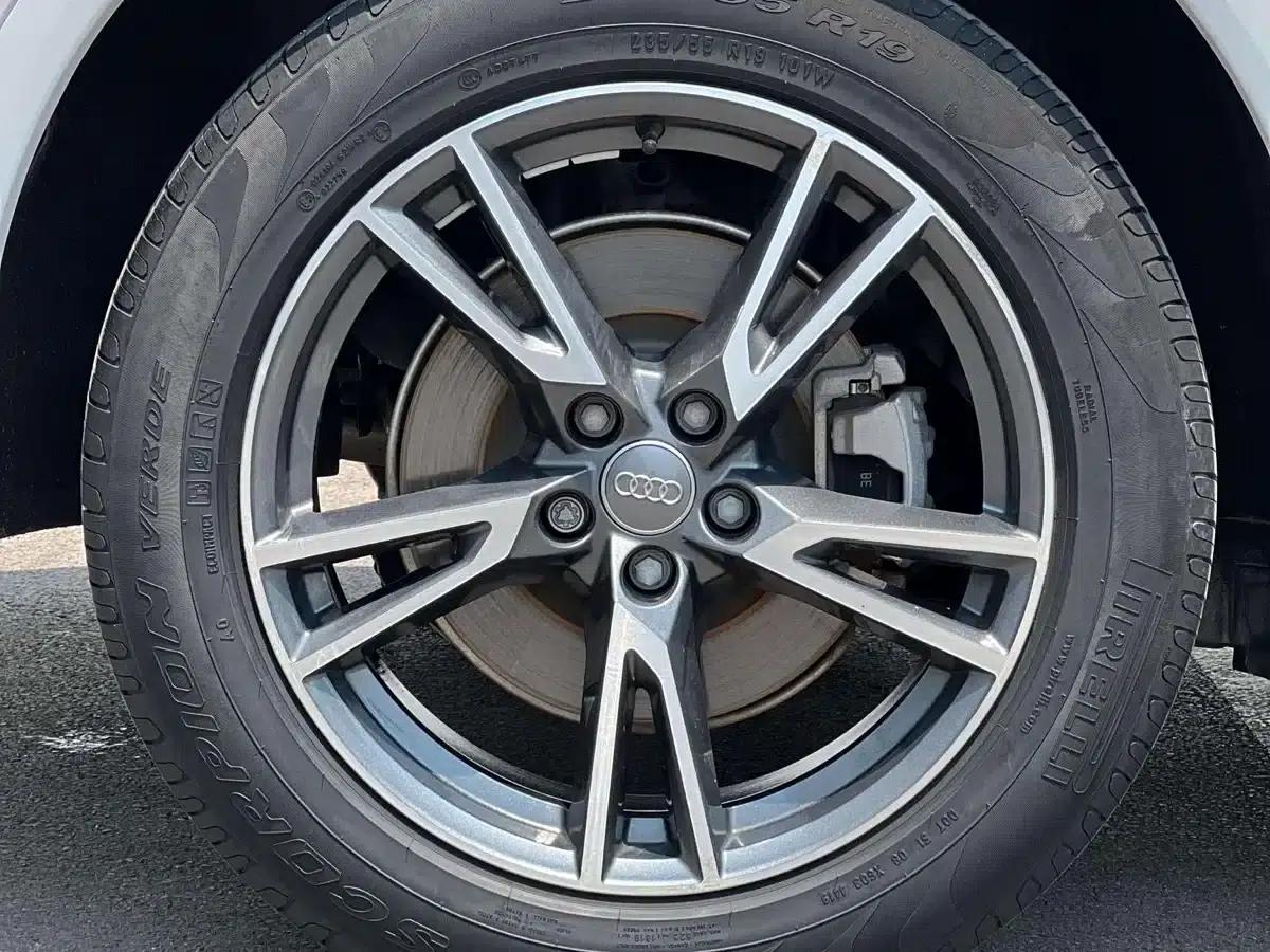 Audi Q5L 2020 40 TFSI Luxury Fashion Edition — миниатюра 12