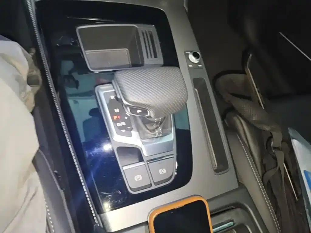Audi Q5L 2024 45 TFSI Luxury Dynamic — миниатюра 21
