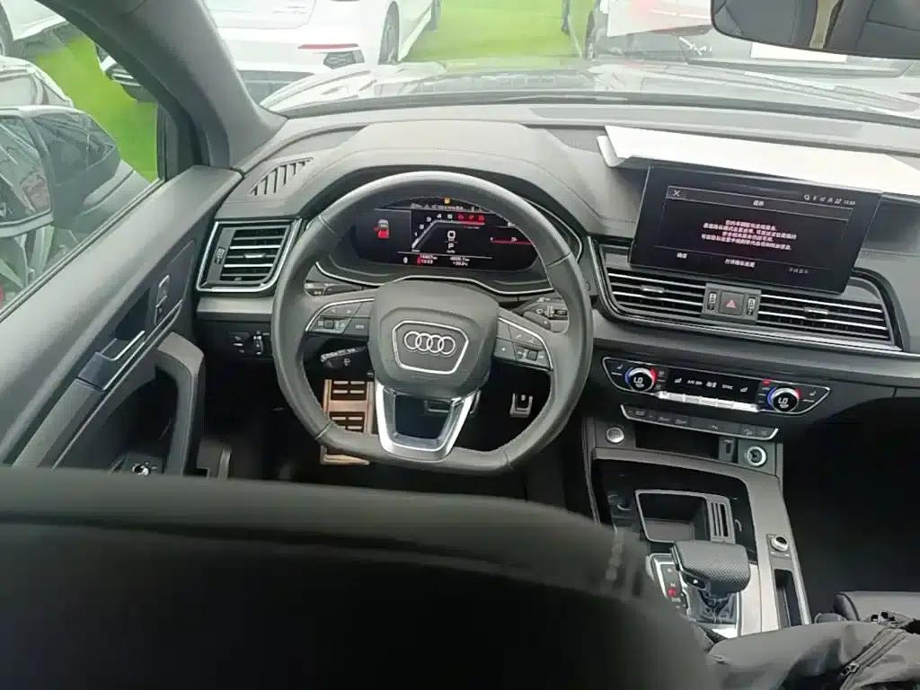 Audi Q5L 2023 40T Luxury Dynamic — миниатюра 17