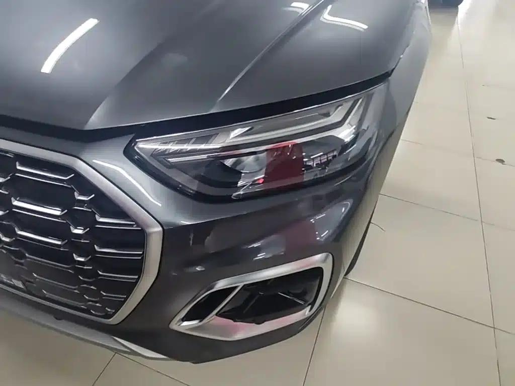 Audi Q5L 2022 40T Luxury Dynamic — миниатюра 24