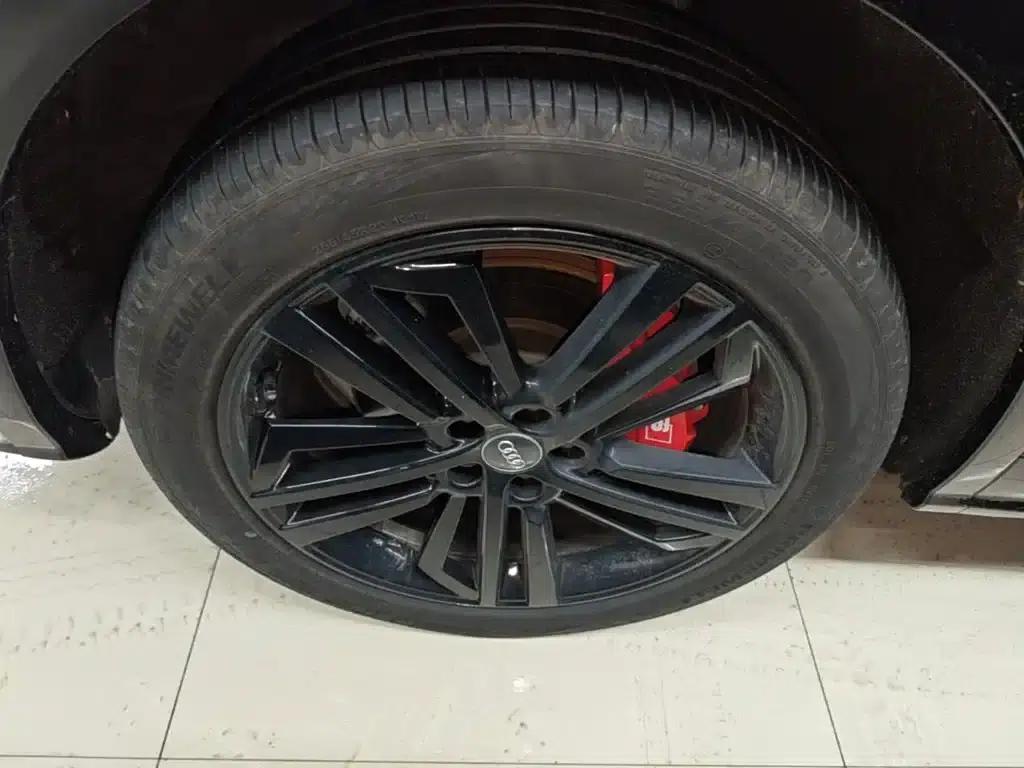 Audi Q5L 2020 45 TFSI Premium Fashion Edition — миниатюра 23