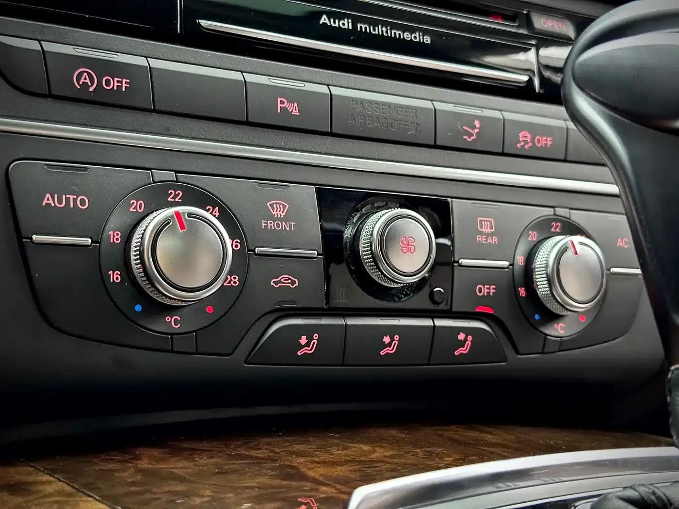 Audi A7 2012 3.0TFSI quattro Comfort — миниатюра 24