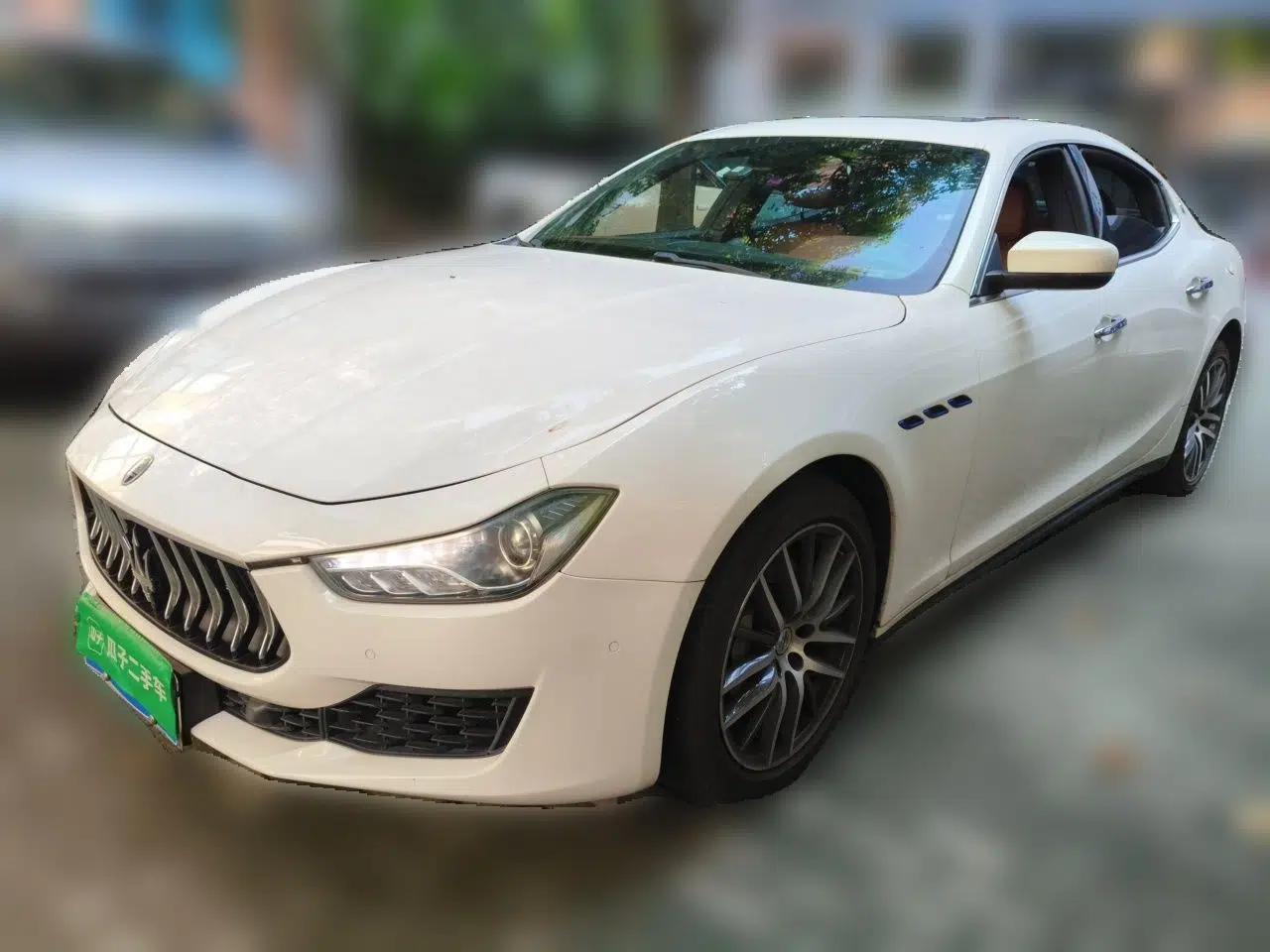 Maserati Ghibli 2021 2.0T Sharp Edition — миниатюра 1
