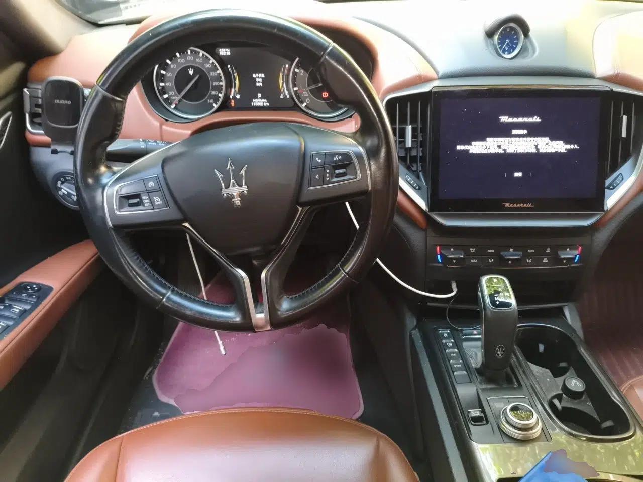 Maserati Ghibli 2021 2.0T Sharp Edition — миниатюра 10