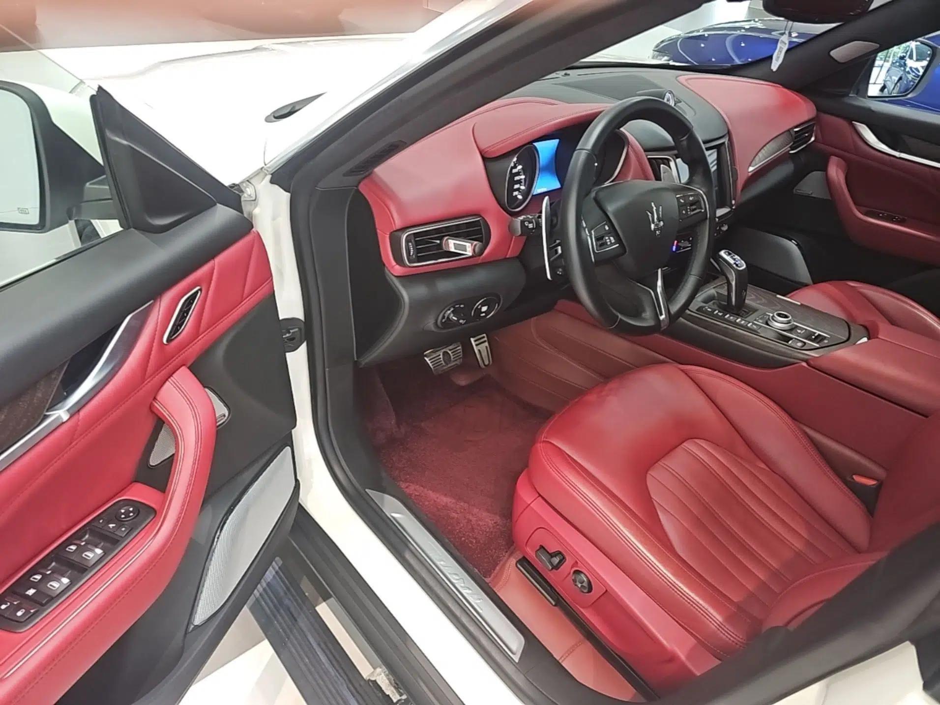 Maserati Levante 2019 3.0T Luxury Edition China VI Standard — миниатюра 18