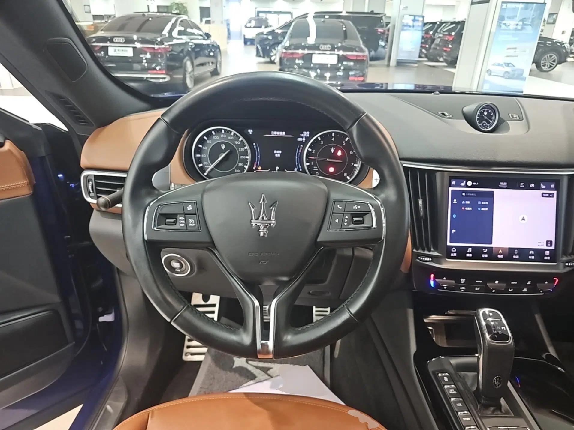 Maserati Levante 2021 3.0T Standard Edition — миниатюра 18